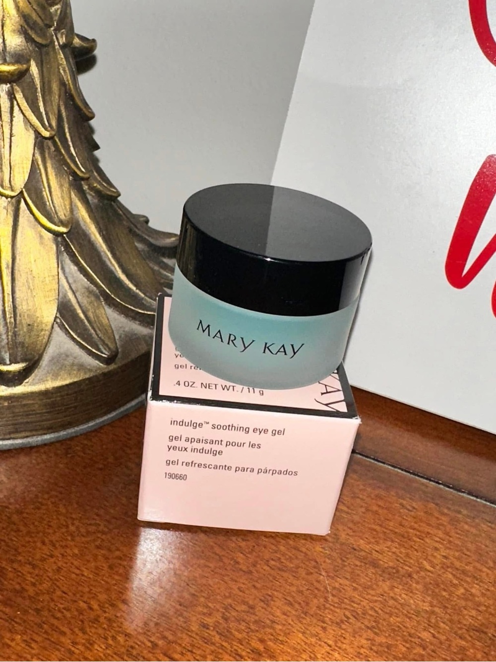 Mary Kay Indigo-Tinted Soothing Eye Gel